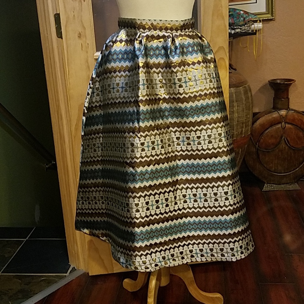 Retro beautiful metallic skirt